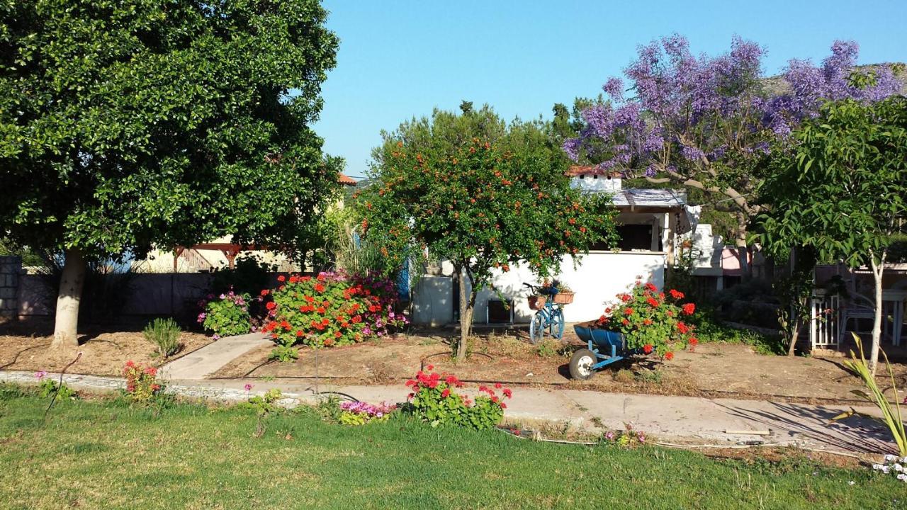 Seaside, Relaxing Family House With Playground! Villa Lavrys 4 Marathos Exterior foto